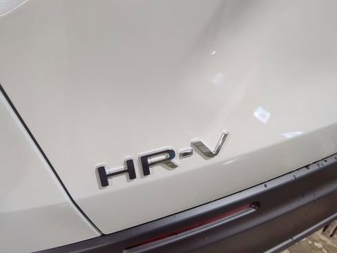 New 2025 Honda HR-V LX image 38