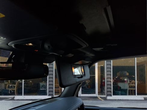 Used 2025 Ford Bronco Outer Banks image 22