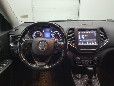 Used 2020 Jeep Cherokee Trailhawk image 22