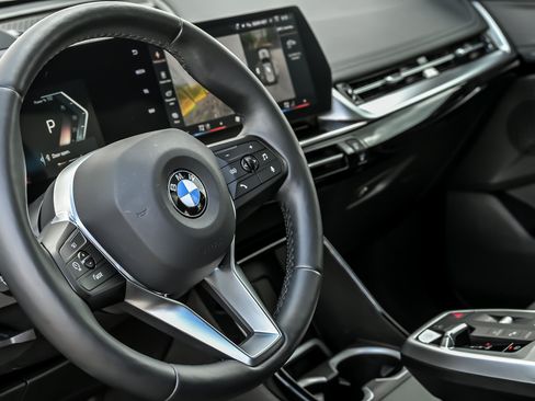 Used 2026 BMW X1 xDrive28i AWD/4WD image 25