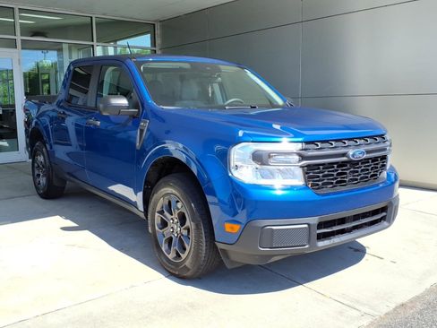 Used 2024 Ford Maverick XLT image 1