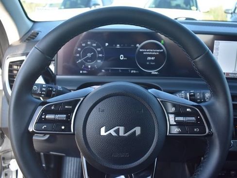 Used 2024 Kia Seltos S AWD/4WD image 29