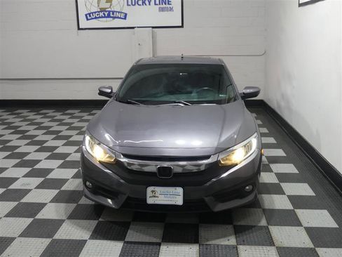 Used 2018 Honda Civic EX-L image 3