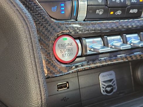 Used 2021 Ford Mustang GT Premium w/ Carbon Sport Interior Package RWD image 27