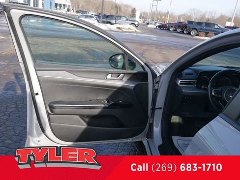 Used 2021 Kia K5 GT-Line image 22