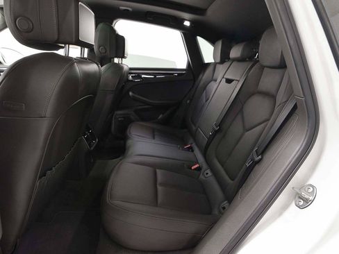 Used 2017 Porsche Macan AWD/4WD image 11