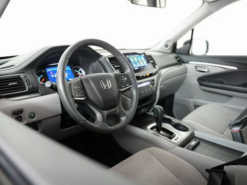 Used 2019 Honda Pilot EX image 7