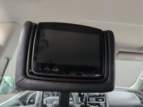 Used 2023 Nissan Armada Platinum w/ Captain's Chairs Package image 34