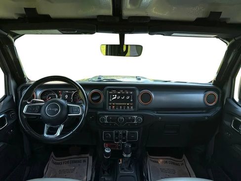 Used 2021 Jeep Gladiator Mojave AWD/4WD image 31