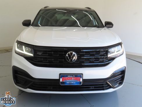 Certified 2023 Volkswagen Atlas Cross Sport SEL R-Line AWD/4WD image 9