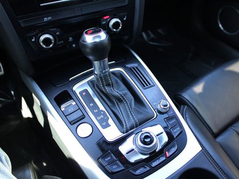 Used 2013 Audi S5 Prestige w/ Prestige Pkg image 29