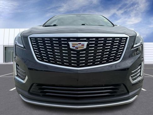 Certified 2021 Cadillac XT5 Premium Luxury w/ LPO, Floor Liner Package image 7