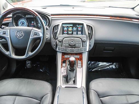 Used 2013 Buick LaCrosse Touring image 12