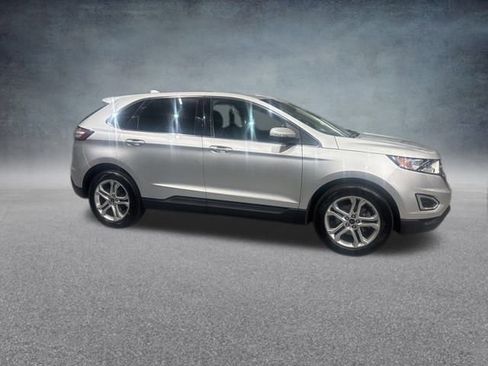 Used 2018 Ford Edge Titanium image 40