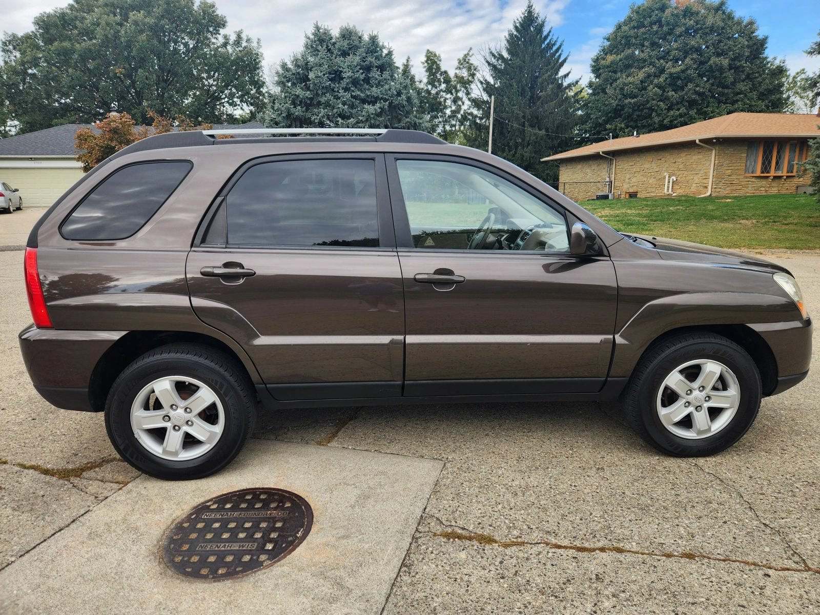 Used 2009 Kia Sportage EX w/ Luxury Pkg AWD/4WD image 6