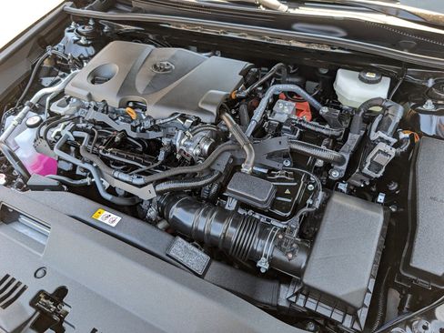 Used 2026 Toyota Camry SE FWD image 20