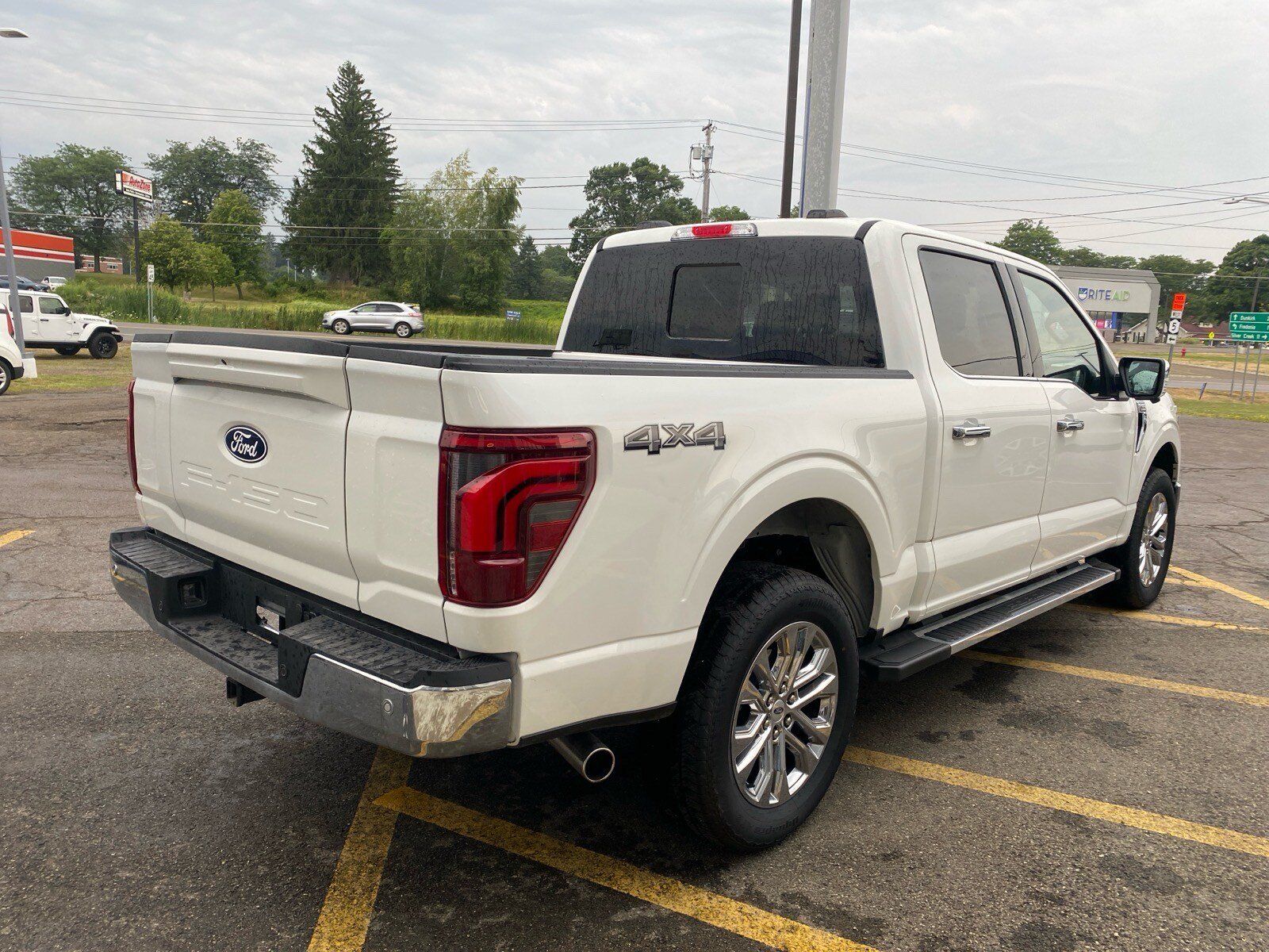 Used 2025 Ford F150 Lariat w/ Equipment Group 502A High AWD/4WD image 6