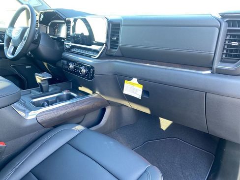 New 2025 GMC Sierra 1500 SLT w/ SLT Premium Plus Package image 30