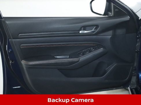Used 2019 Nissan Altima 2.5 SR w/ SR Premium Package AWD/4WD image 16