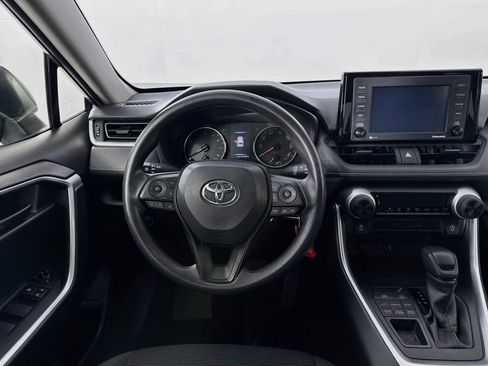 Used 2020 Toyota RAV4 LE w/ All Weather Liner Package AWD/4WD image 20