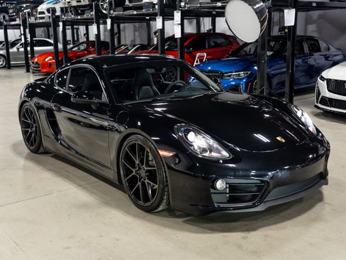 Used 2016 Porsche Cayman image 11