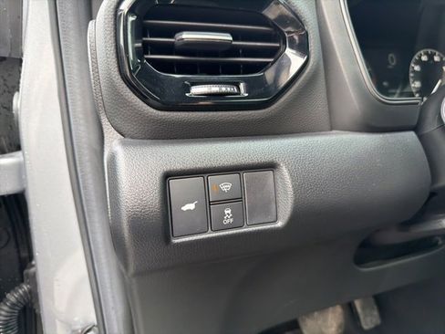 Used 2025 Honda Pilot TrailSport image 22