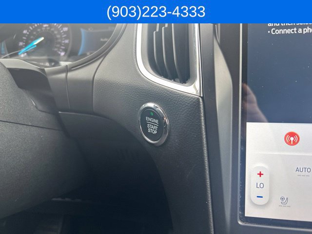 Used 2023 Ford Edge Titanium AWD/4WD image 25