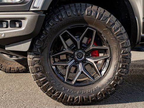 Used 2023 Ford F150 Raptor w/ Raptor Carbon Fiber Package AWD/4WD image 11