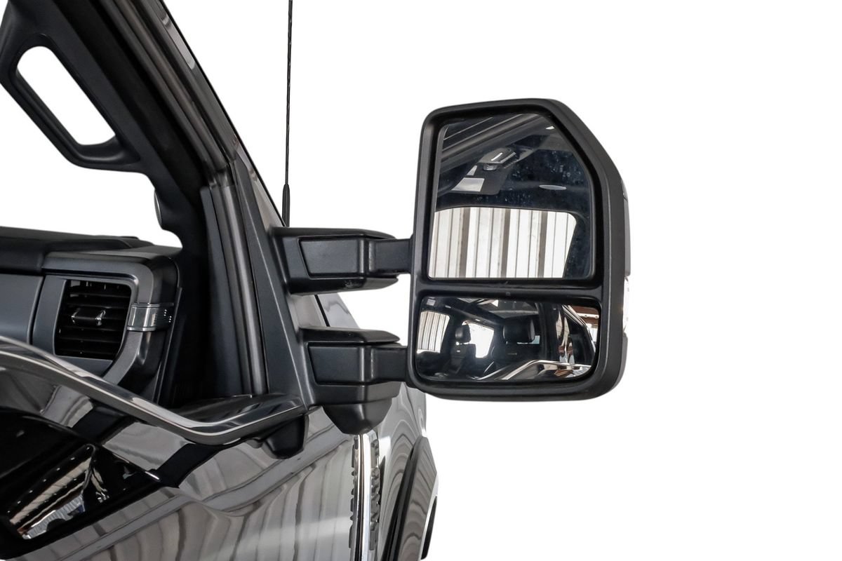 Used 2024 Ford F350 Platinum AWD/4WD image 44