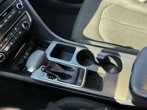 Used 2020 Kia Optima LX FWD image 23