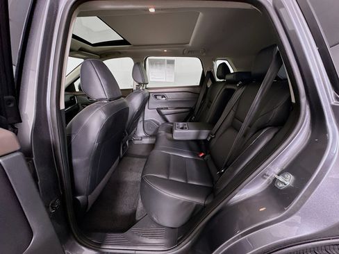 Used 2023 Nissan Rogue SL image 27