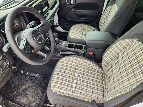 New 2026 Jeep Wrangler Unlimited Sport AWD/4WD image 9