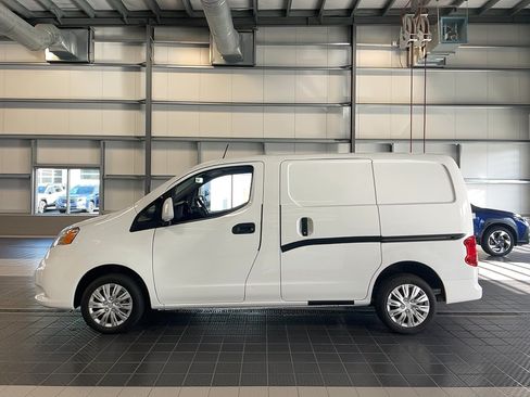 Used 2021 Nissan NV200 SV w/ Sliding Door Glass Package FWD image 4