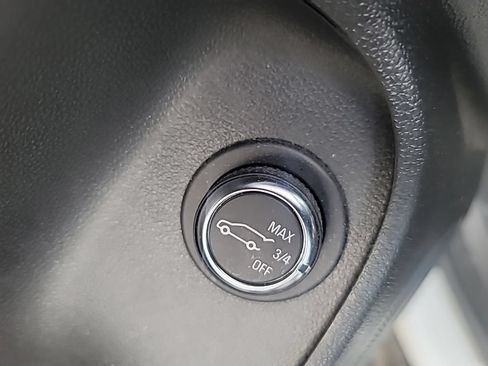 Used 2024 Buick Envista Sport Touring w/ Convenience I Package FWD image 15