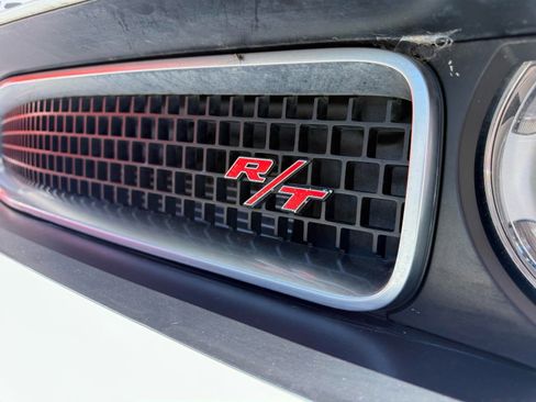 Used 2014 Dodge Challenger R/T w/ Quick Order Package 28M RWD image 10