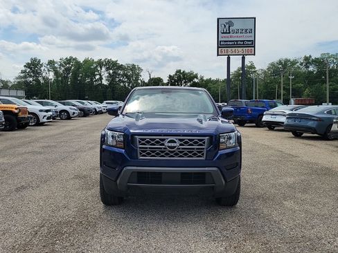 Used 2023 Nissan Frontier SV w/ Technology Package RWD image 7
