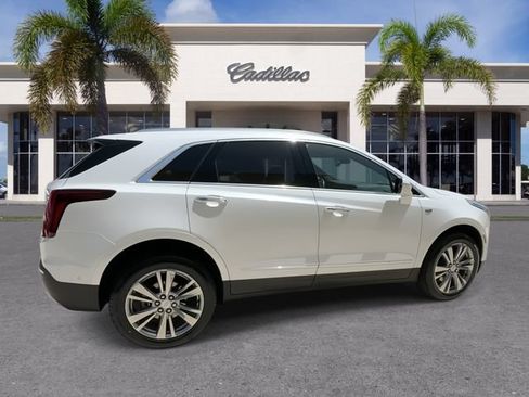 Certified 2024 Cadillac XT5 Premium Luxury w/ Technology Package FWD image 15
