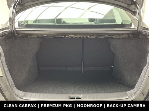 Used 2019 Nissan Sentra SR w/ Premium Package (SR) FWD image 28
