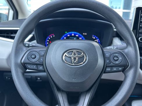 Certified 2021 Toyota Corolla LE w/ Carpet Mat Package (TMS) FWD image 22