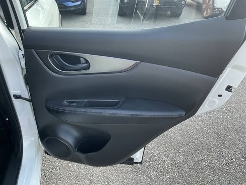 Used 2019 Nissan Rogue Sport S w/ Appearance Package AWD/4WD image 26