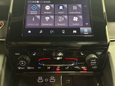 Used 2024 Jeep Grand Cherokee L Laredo image 28