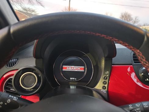 Used 2015 FIAT 500 Abarth image 19