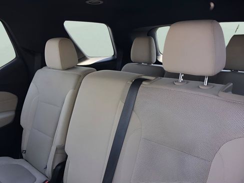 Used 2023 Chevrolet Traverse LS AWD/4WD image 14