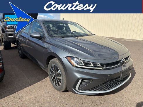 Used 2025 Volkswagen Jetta S image 1