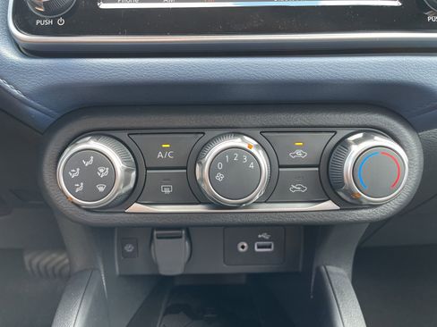 New 2025 Nissan Versa SV w/ Trunk Package image 21