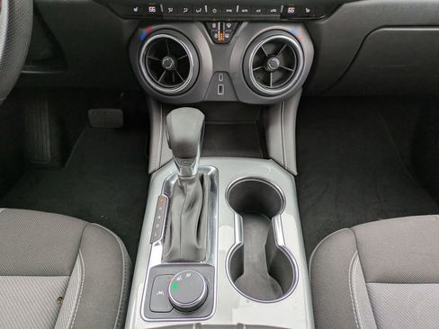 Used 2025 Chevrolet Blazer LT image 20