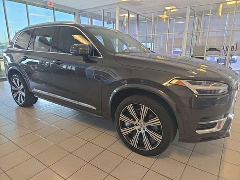 Used 2023 Volvo XC90 B6 Ultimate w/ Protection Package Premier AWD/4WD image 2
