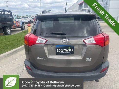 Used 2013 Toyota RAV4 XLE AWD/4WD image 5