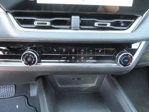 New 2026 Chevrolet Equinox LT image 22