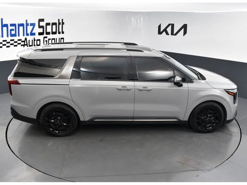 Certified 2025 Kia Carnival SX Prestige image 14